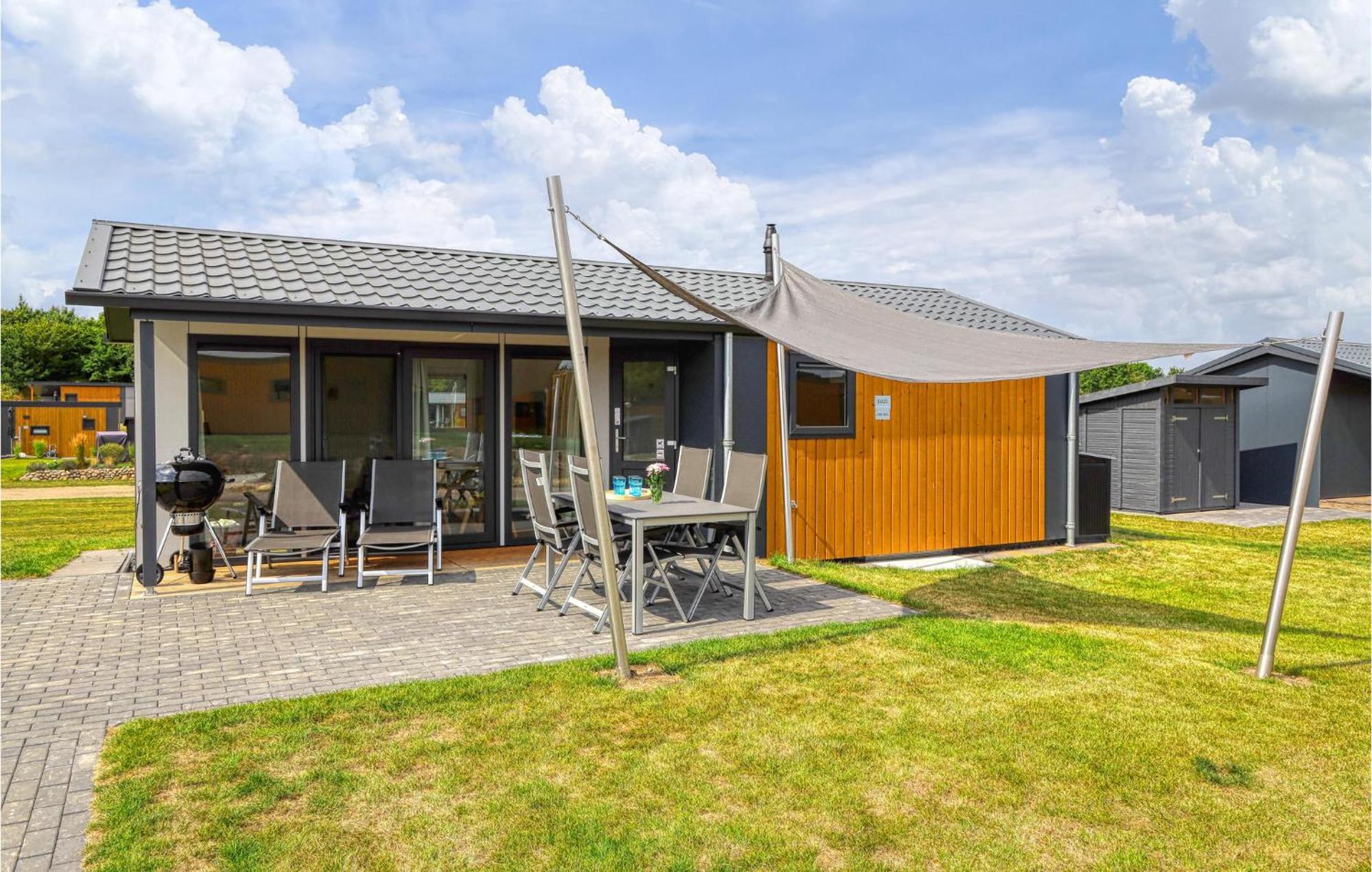 Lovely Home In Suesel With Wifi Susel Екстериор снимка